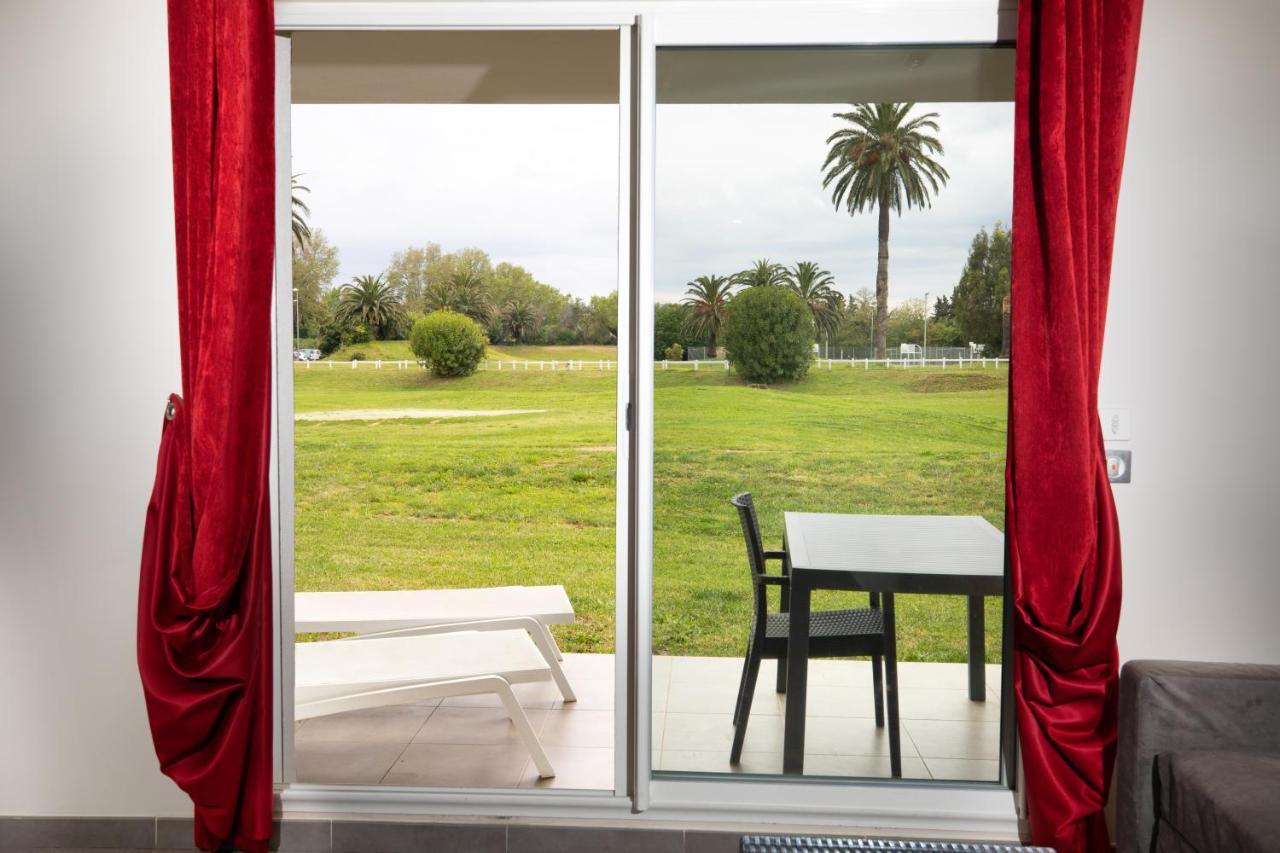 גרימו Sowell Residences Les Perles Du Golfe De Saint-Tropez מראה חיצוני תמונה