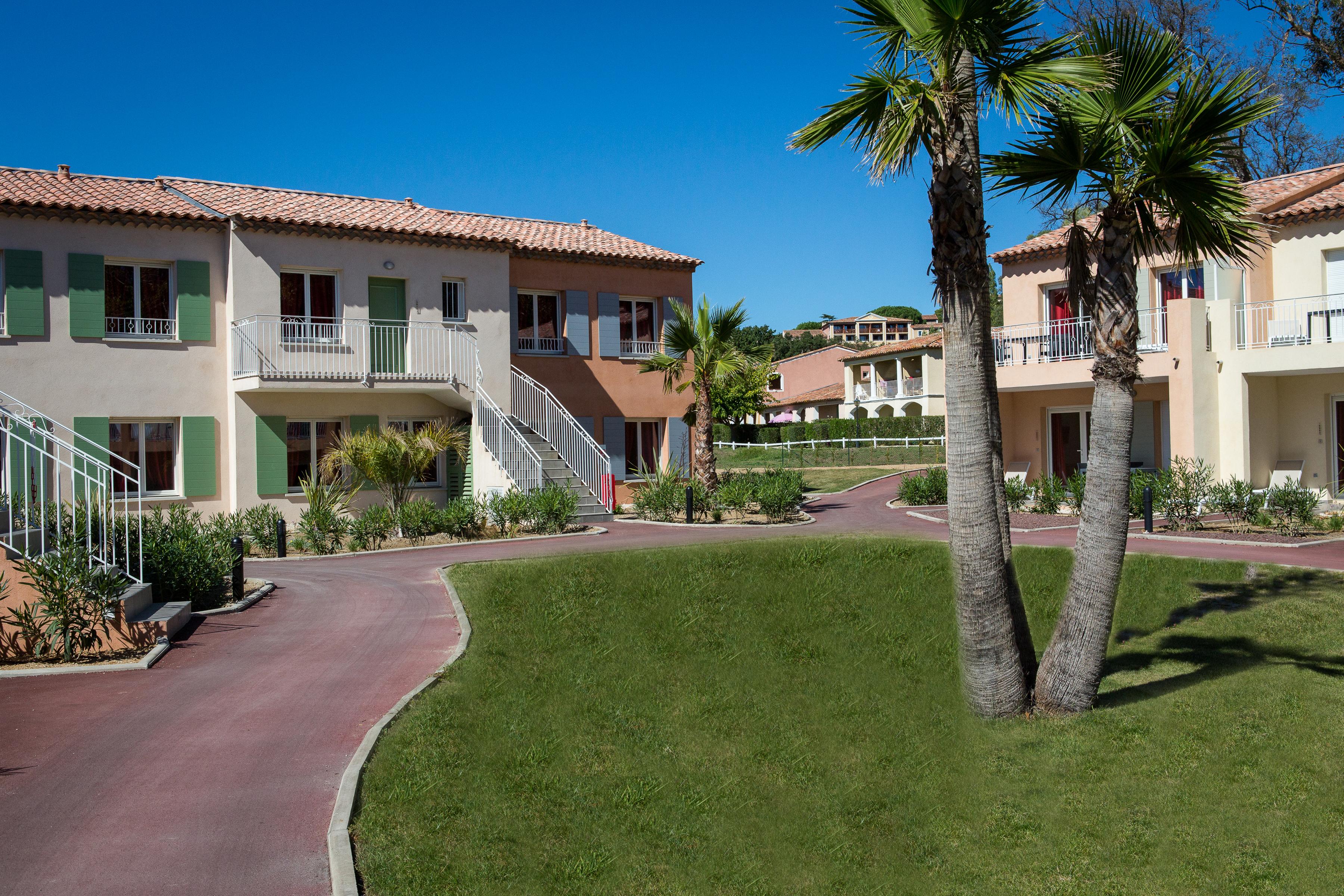 גרימו Sowell Residences Les Perles Du Golfe De Saint-Tropez מראה חיצוני תמונה