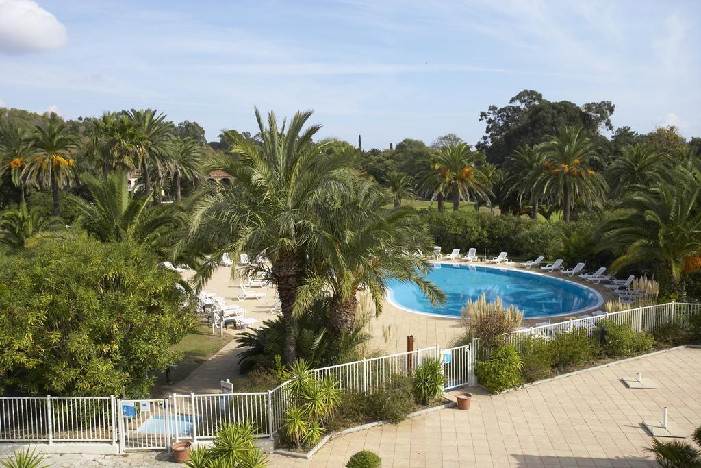 גרימו Sowell Residences Les Perles Du Golfe De Saint-Tropez מראה חיצוני תמונה